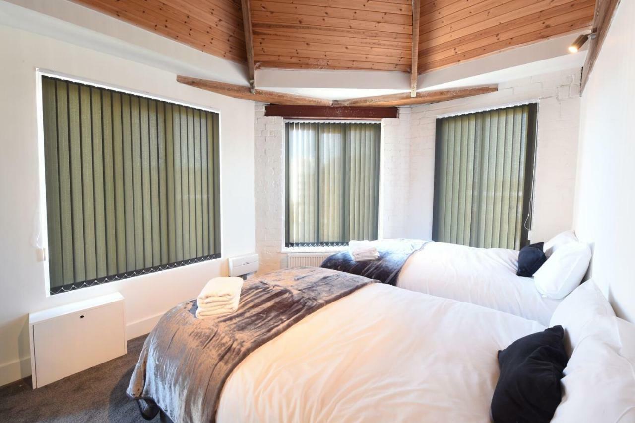 Stunning Penthouse Slps 20 Apartman Manchester Kültér fotó